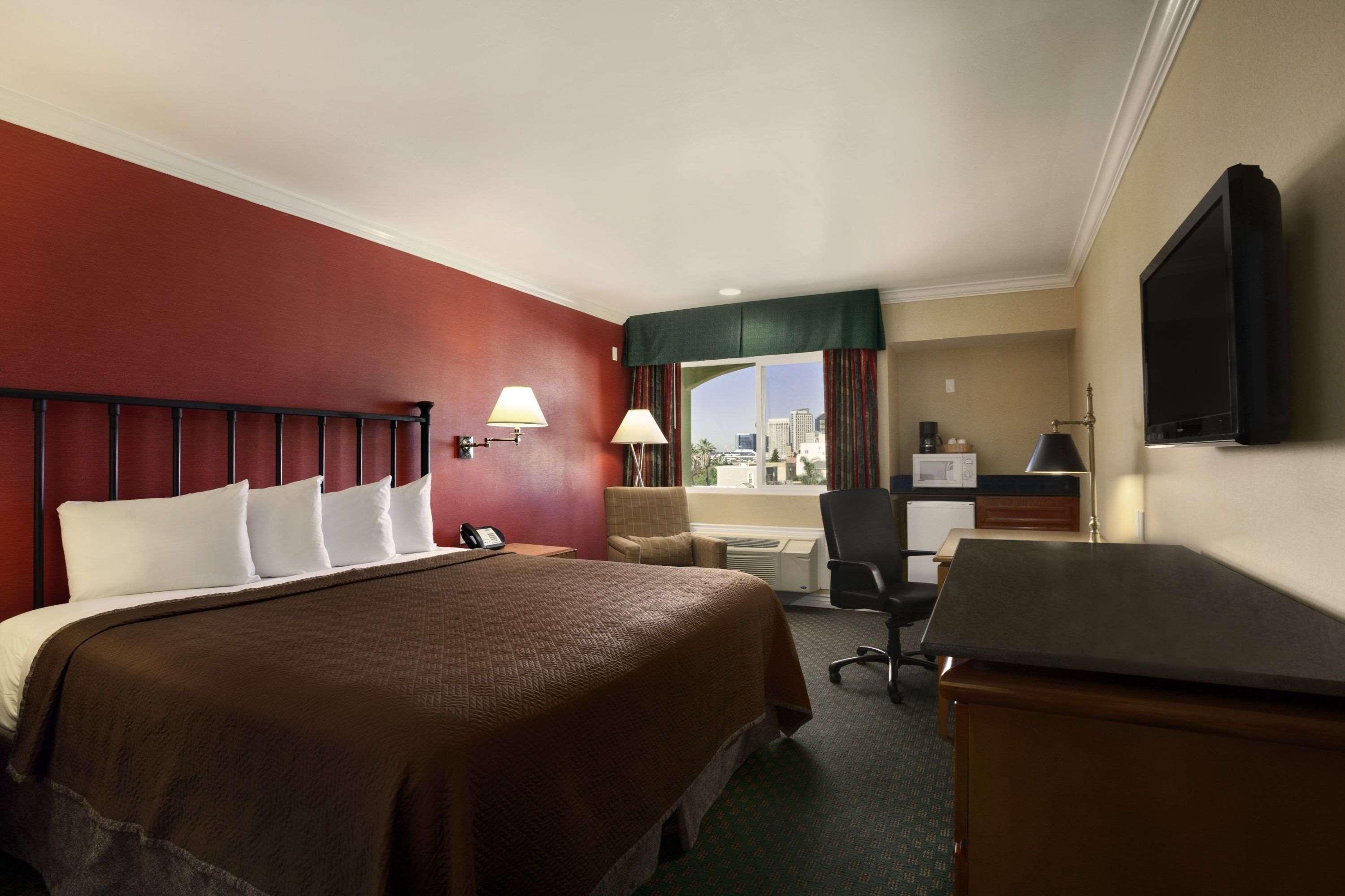 Travelodge By Wyndham San Diego Downtown Convention Center מראה חיצוני תמונה